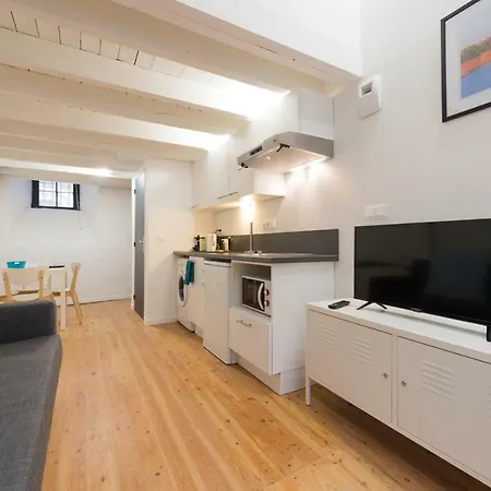 Daurade Apartment *